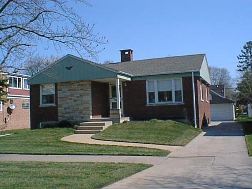 [Address Hidden by Seller], North Riverside, IL 60546