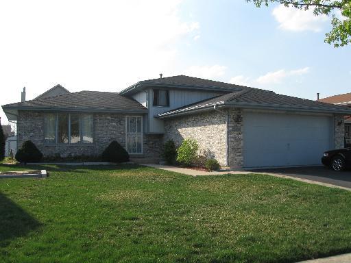 18642 Willow Ave., Country Club Hills, IL 60478