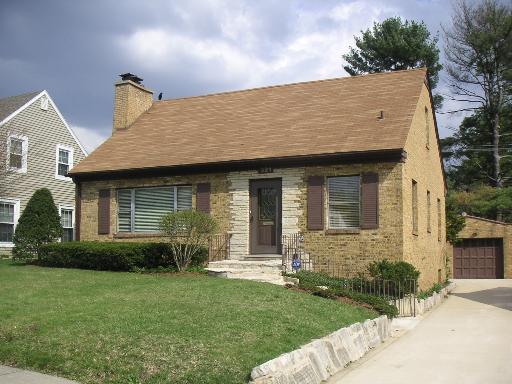 321 James Ave., Rockford, IL 61107
