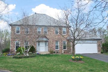 1926 Armwood Ln., Mundelein, IL 60060