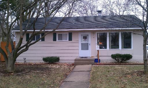 111 N Evanslawn Ave., Aurora, IL 60506