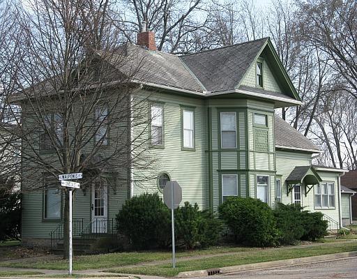 400 E Wauponis St., Tonica, IL 61370