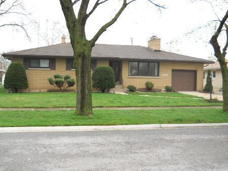 17629 Bernadine St., Lansing, IL 60438