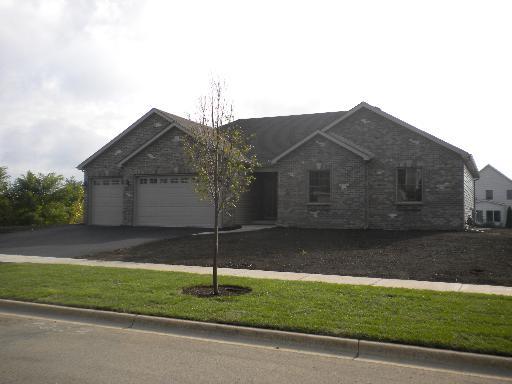 462 Omaha Dr., Yorkville, IL 60560