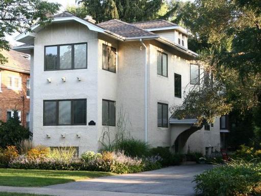 1109 W Cossitt Ave., La Grange, IL 60525