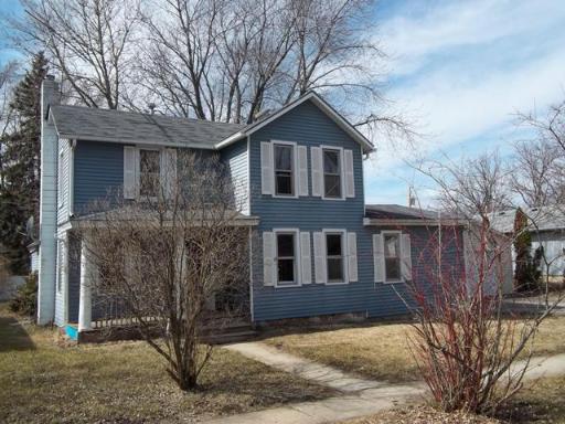 9619 Illinois St., Hebron, IL 60034