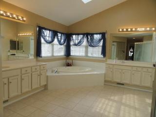 1151 Hadley Cir., Gurnee, IL 60031