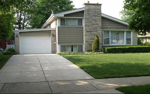 2211 Birch Ln., Park Ridge, IL 60068