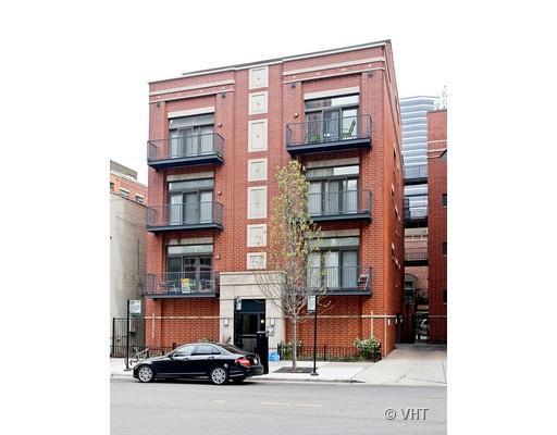 321 N Jefferson St. #401, Chicago, IL 60661