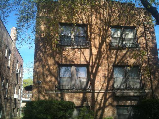 2724 W Estes Ave., Chicago, IL 60645