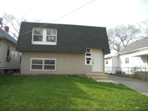 913-915 Oliver Ave., Aurora, IL 60505
