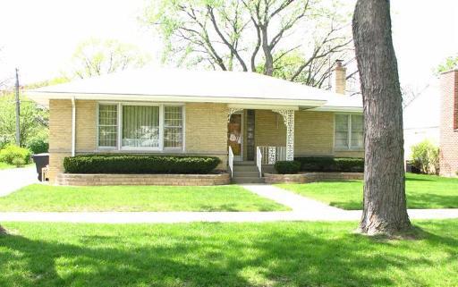 7016 N Hiawatha Ave., Chicago, IL 60646