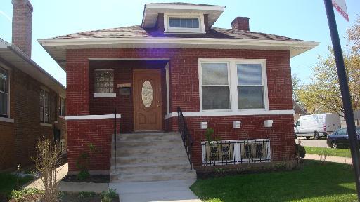 5857 W Addison St., Chicago, IL 60634