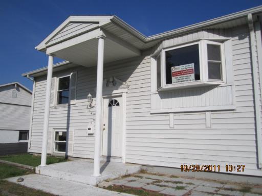 214 Murphy Dr., Romeoville, IL 60446