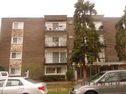 5215 Galitz St. #1B, Skokie, IL 60077