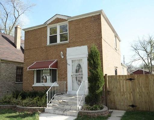 905 Marshall Ave., Bellwood, IL 60104