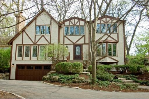 641 Lake Rd., Glen Ellyn, IL 60137