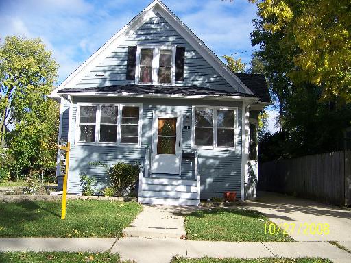 1121 State St., Dekalb, IL 60115