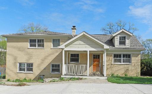 2520 Maple Ave., Downers Grove, IL 60515