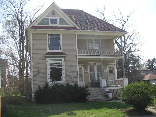 1623 2nd Ave., Rockford, IL 61104