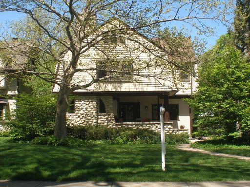 710 Greenleaf Ave., Wilmette, IL 60091