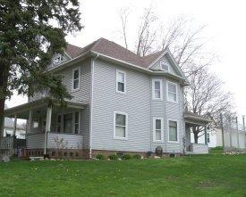 904 N Second St., Ashton, IL 61006