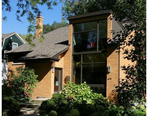 675 Prairie Ave., Glen Ellyn, IL 60137