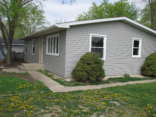 480 W Oak St., Coal City, IL 60416