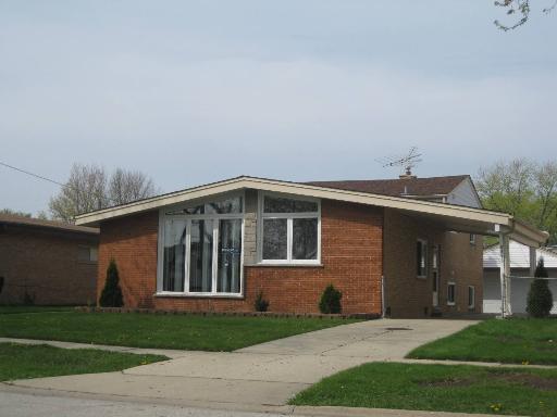 8430 W North Ter., Niles, IL 60714