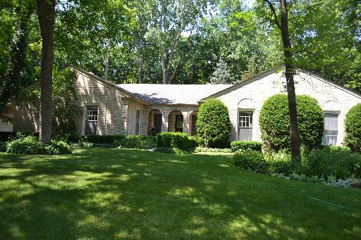 36 Londonderry Ln., Lincolnshire, IL 60069