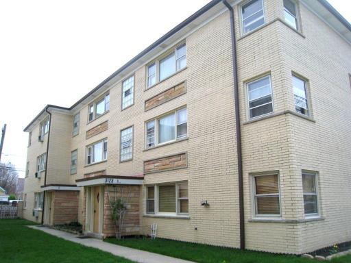 3123 N Nashville Ave. #2E, Chicago, IL 60634