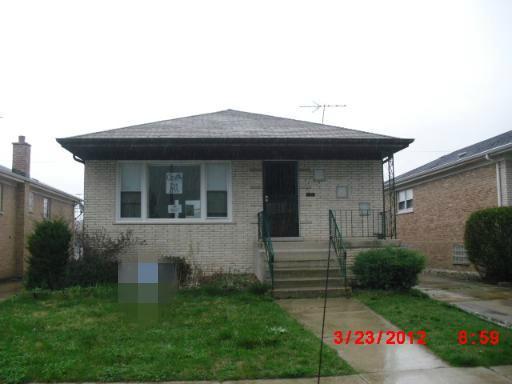 437 Manistee Ave., Calumet City, IL 60409