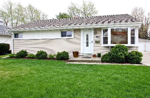 1335 Wicke Ave., Des Plaines, IL 60018