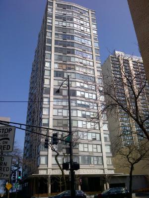 5757 N Sheridan Rd. #2H, Chicago, IL 60660