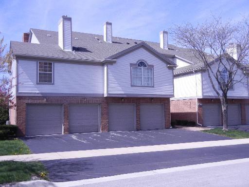 1650 White Oak Ln. #4, Schaumburg, IL 60195