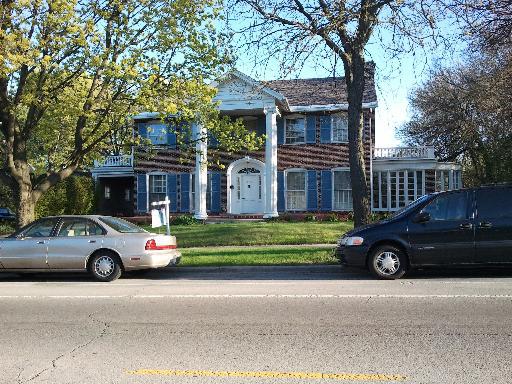 2054 W Pratt Ave., Chicago, IL 60645