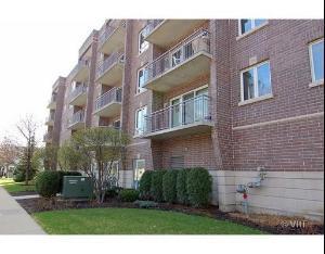 1477 E Thacker St. #504, Des Plaines, IL 60016