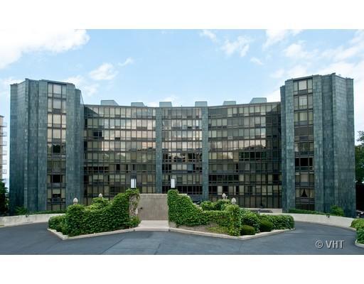 1420 Sheridan Rd. #2I, Wilmette, IL 60091
