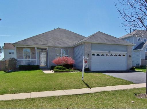 2115 W Meadowview Dr., Round Lake, IL 60073
