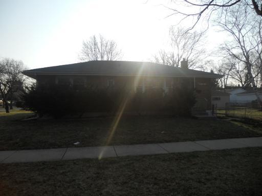 805 North Ave., Des Plaines, IL 60016