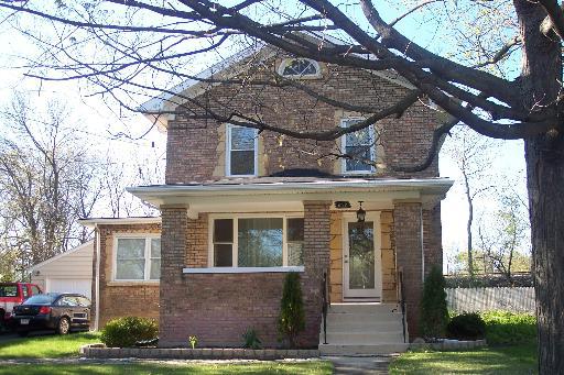 612 Maple Ave., Downers Grove, IL 60515