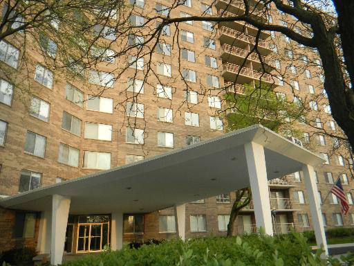 7141 N Kedzie Ave. #913, Chicago, IL 60645