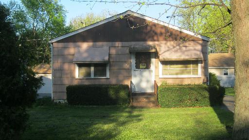 130 Southwest Circle Dr., Joliet, IL 60433