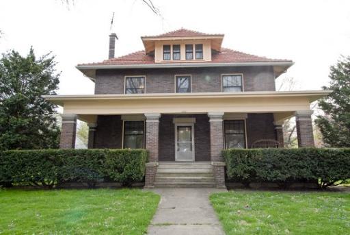 404 Rhodes Ave., Big Rock, IL 60511