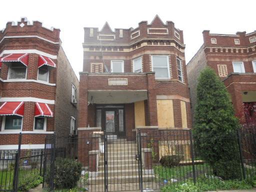 935 N Leclaire Ave., Chicago, IL 60651