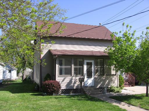 111 E Washington St., Princeton, IL 61356