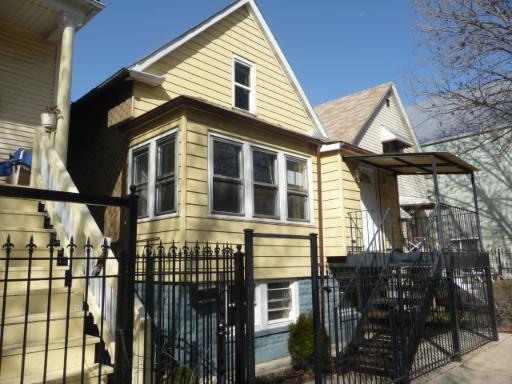 3250 N Drake, Chicago, IL 60618
