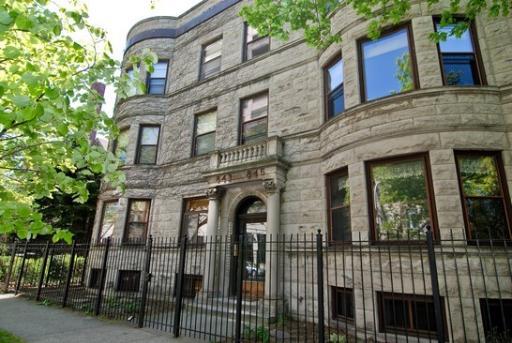 845 W Grace St. #3W, Chicago, IL 60613