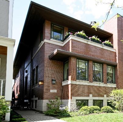 4226 N Greenview, Chicago, IL 60613