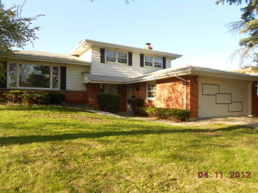 1402 Greenbriar Ln., Darien, IL 60561